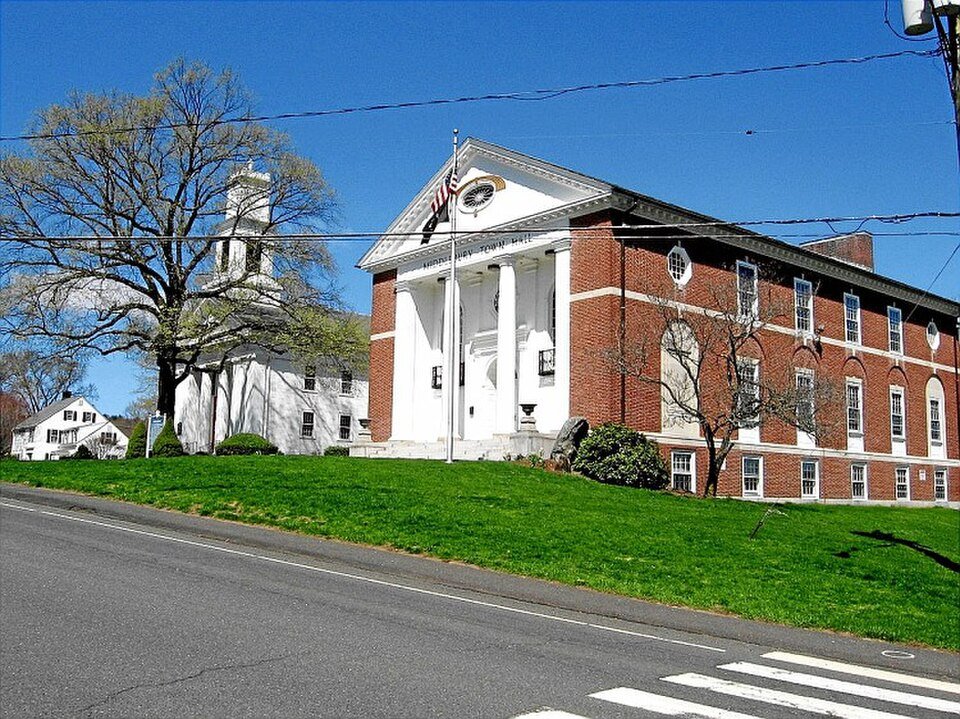 Town Hall in Middlebury, Connecticut Town Hall in Middlebury, Connecticut