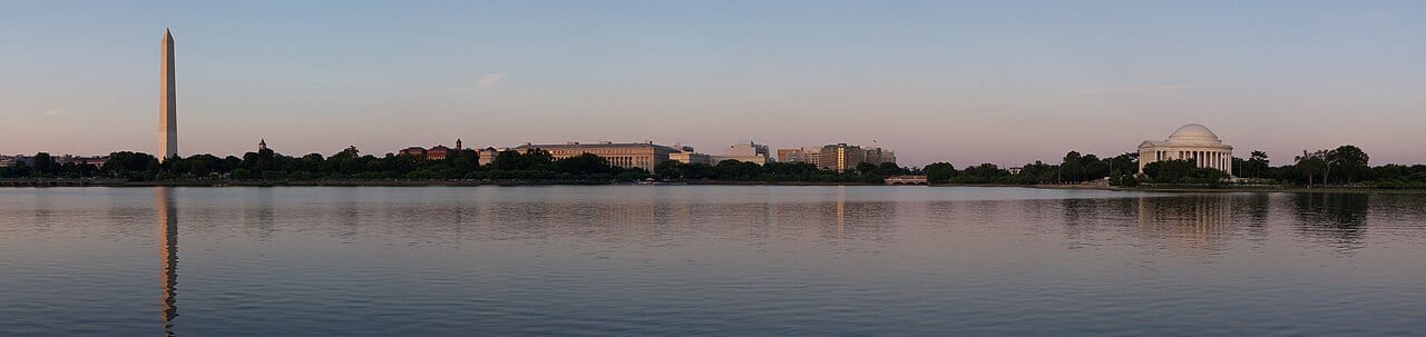 Washington Monument and Jefferson Memorial across the Tidal Basin Washington Monument and Jefferson Memorial across the Tidal Basin